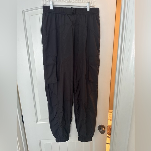 Fabletics Parachute Pants - Picture 2 of 4